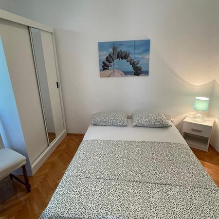 יזרה Mag Apartmani מראה חיצוני תמונה