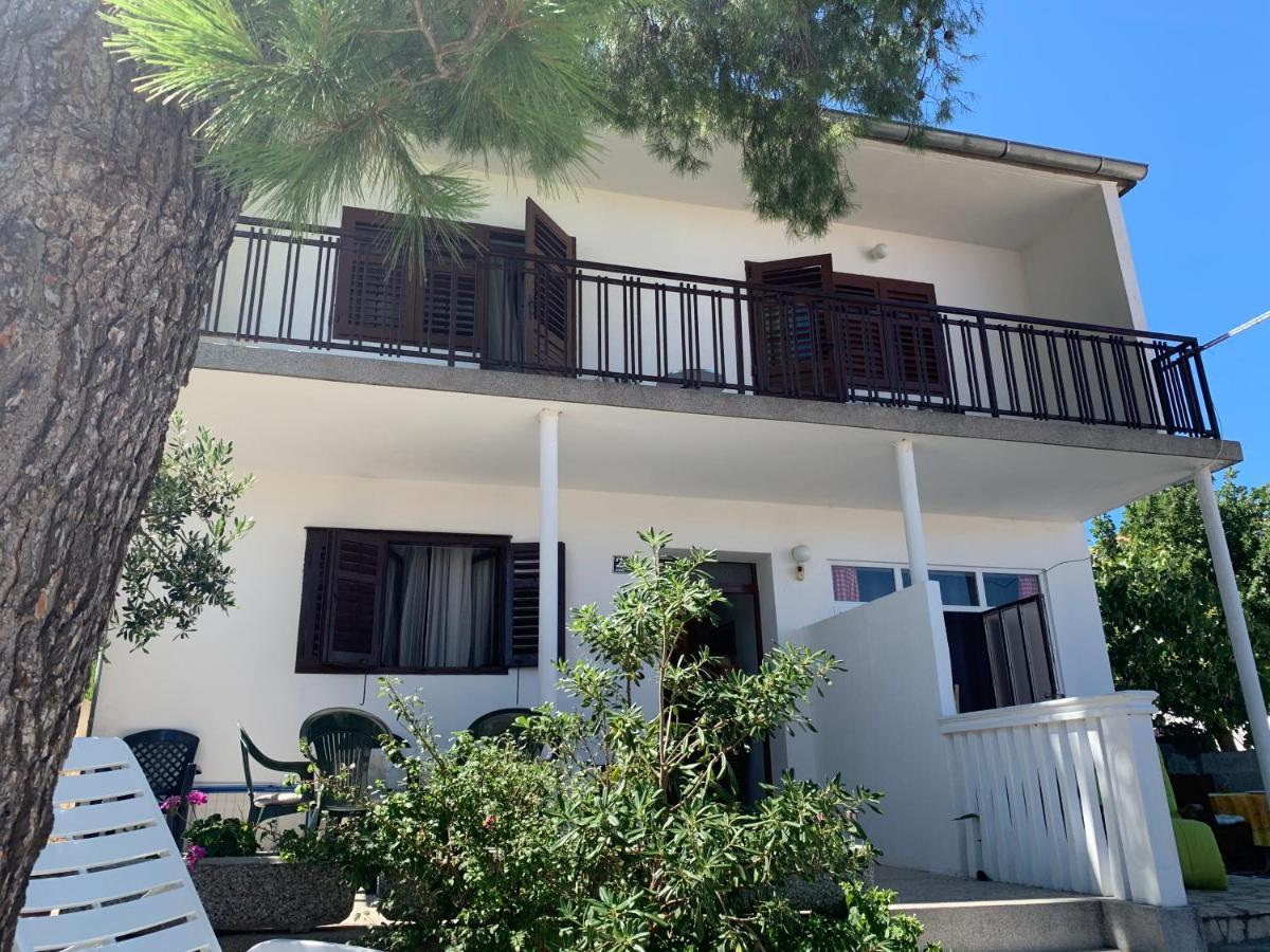 יזרה Mag Apartmani מראה חיצוני תמונה