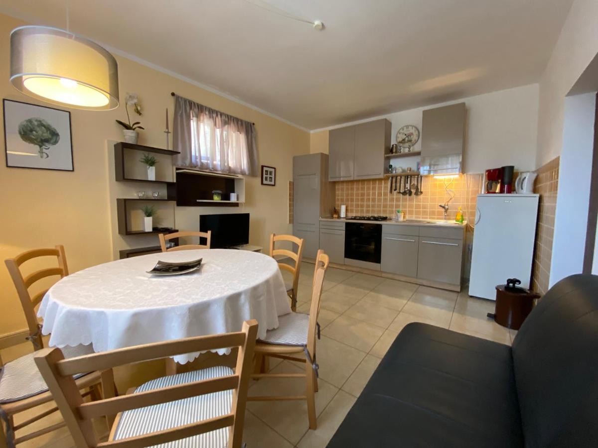 יזרה Mag Apartmani מראה חיצוני תמונה